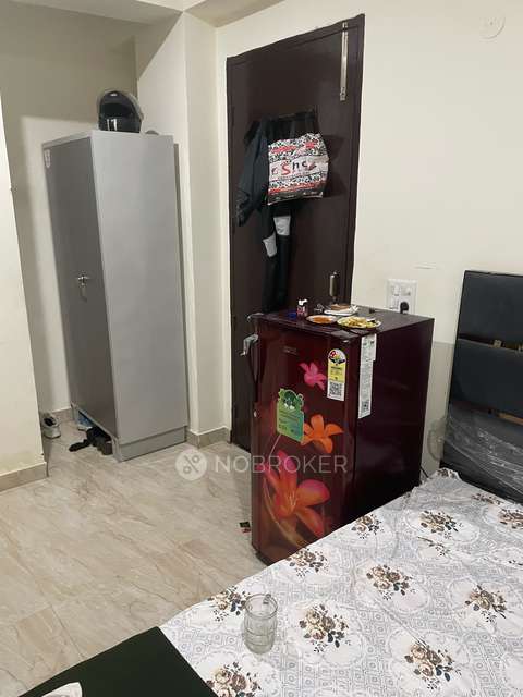 Shared Room for Male In 1 RK  In Rv Homes In Sector 52