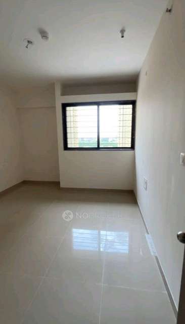 2 BHK Flat In Falcon Tower At Riverview City for Rent  In Loni Kalbhor