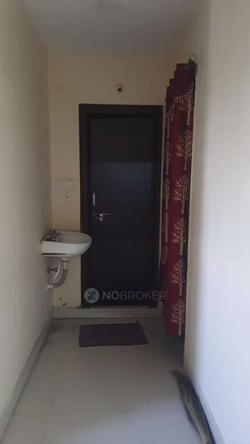 2 BHK Flat In Vasudeva Apartment For Sale  In Madhapur