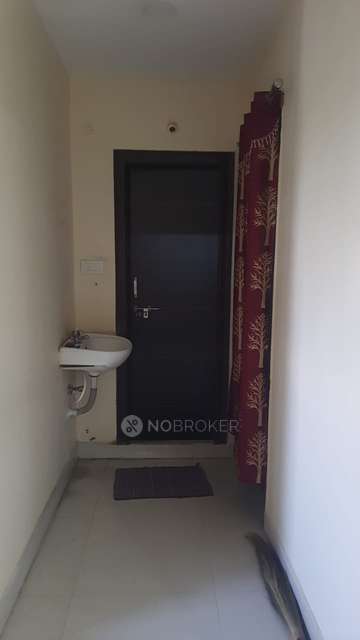 2 BHK Flat In Vasudeva Apartment For Sale  In Madhapur