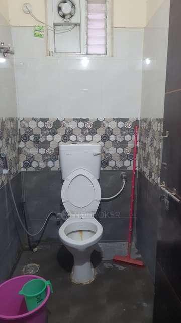 2 BHK Flat In Vasudeva Apartment For Sale  In Madhapur