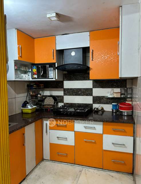 PG for Anyone in Shalimar Village, Shalimar Bagh