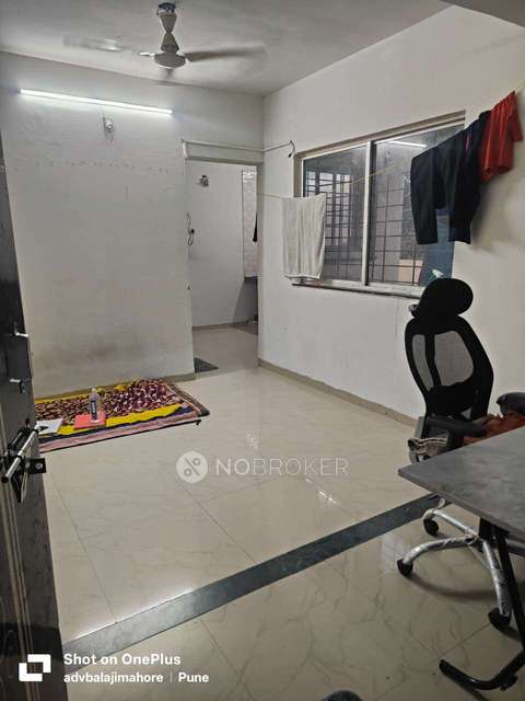 Shared Room for Male In 1 BHK  In Standalone Building  In Shukrawar Peth