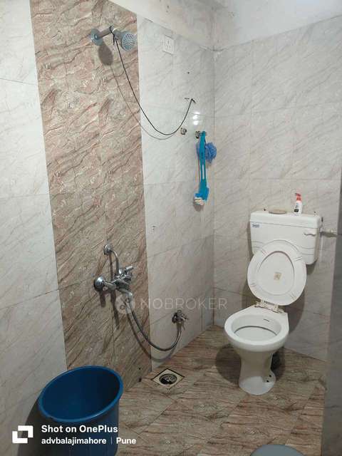 Shared Room for Male In 1 BHK  In Standalone Building  In Shukrawar Peth