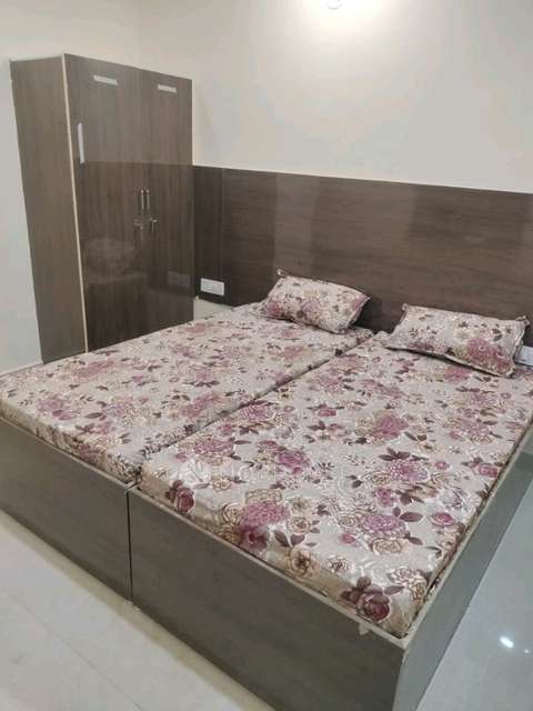 PG for Anyone in Mamura, Sector 66