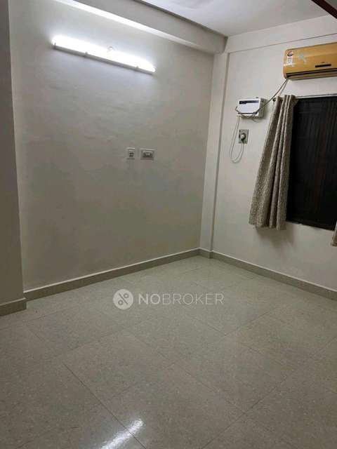 1 BHK Flat In Parkwood Apartment, Kattupakkam For Sale  In Kattupakkam