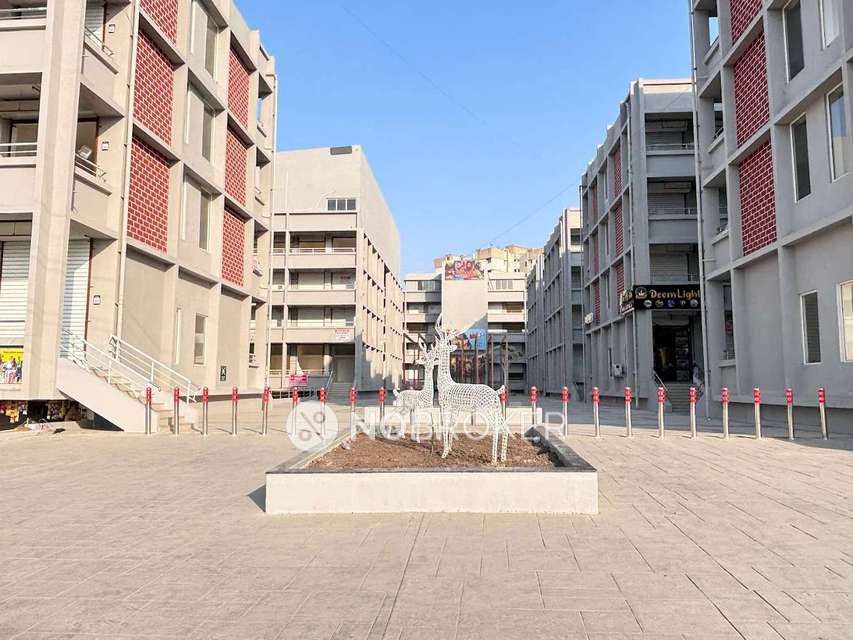 Shop in  Kharabwadi, Pune for Rent 