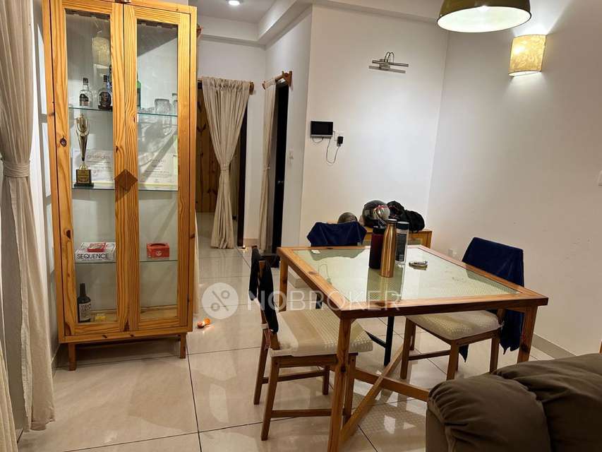 Single Room for Male In 2 BHK  In Prestige Lakeside Habitat In Varthur