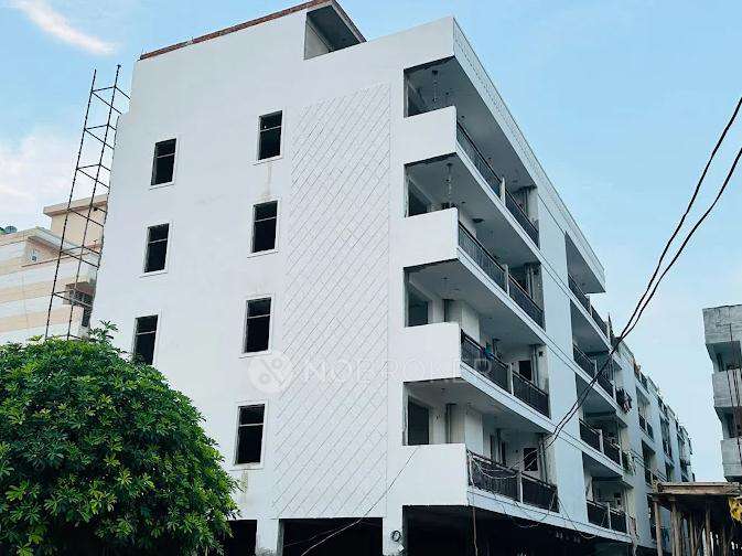 2 BHK Flat In Apartment  For Sale  In Tech Zone Iv, 