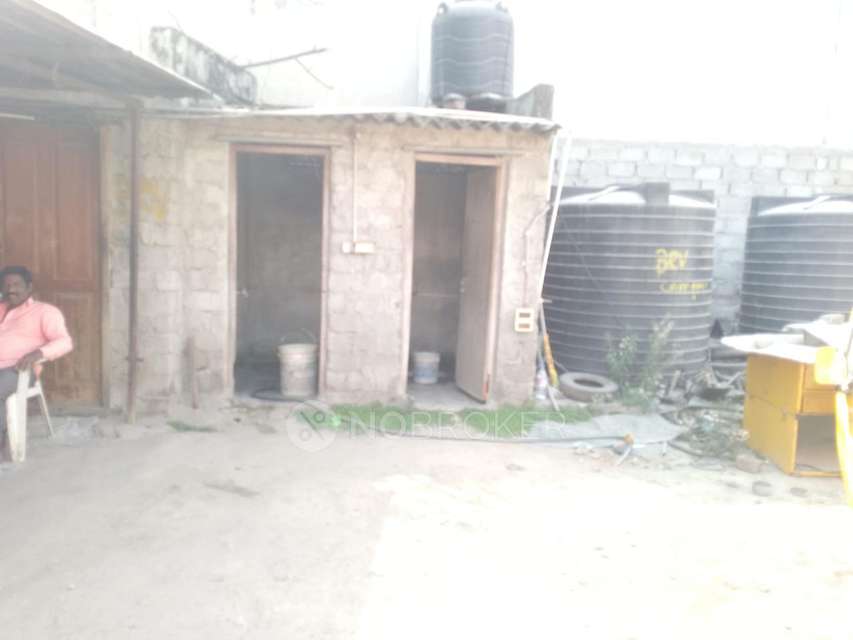 Godown/Warehouse in New Friends Colony, Hyderabad for Rent 