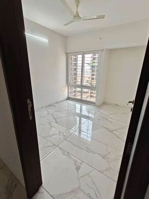 2 BHK Villa In Rahul Downtown for Rent  In Tathawade