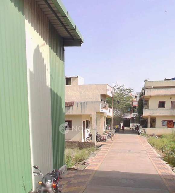 Godown/Warehouse in Adarsh Nagar Moshi Gurukrupa Nivas, Pune for Rent 