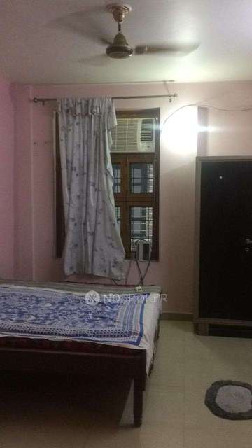 1 BHK House for Rent  In Sector 21