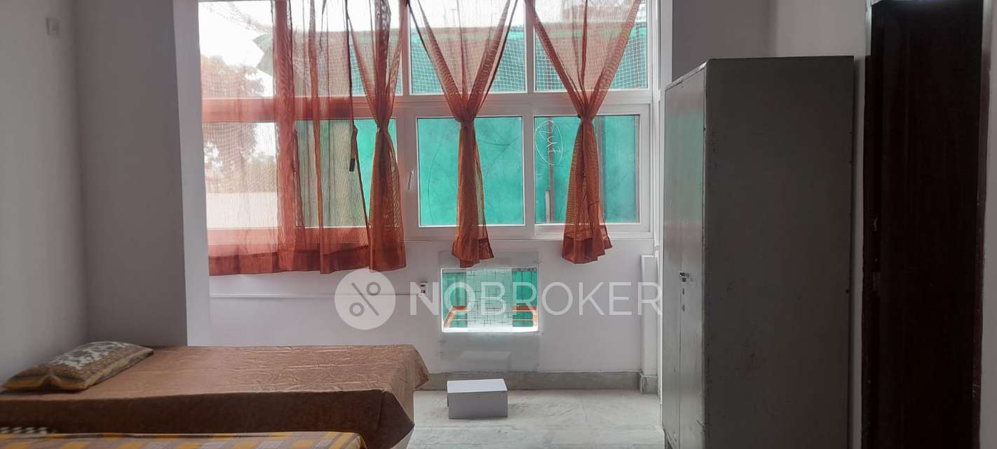 PG for Girls in Alpha 1