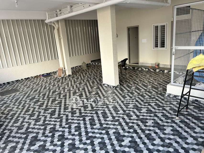 1 BHK Flat In Standalone Building  for Rent  In Kadugodi