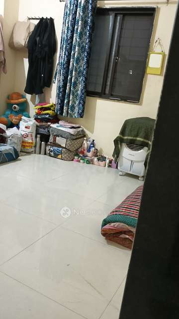 Shared Room for Female In 1 RK  In Akurdi