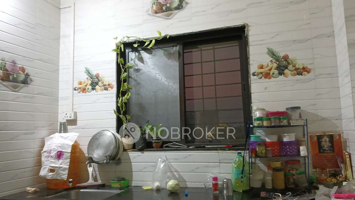 Shared Room for Female In 1 RK  In Akurdi