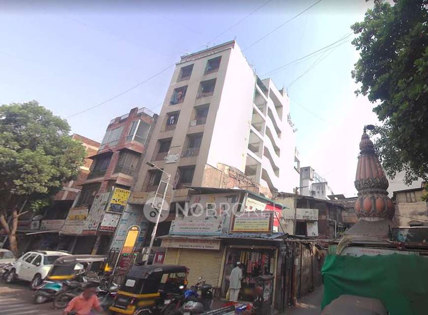 Shared Room for Female In 1 BHK  In Sai Mouli  In Somwar Peth