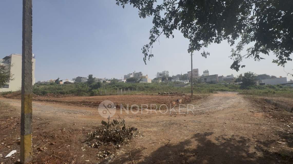 Plot For Sale  In Raghuvanahalli, B