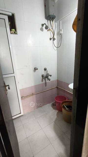 1 BHK Flat In Ashok Nagar Complex For Sale  In Thane West