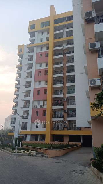 3 BHK Flat In Mantri Synergy For Sale  In Padur,omr