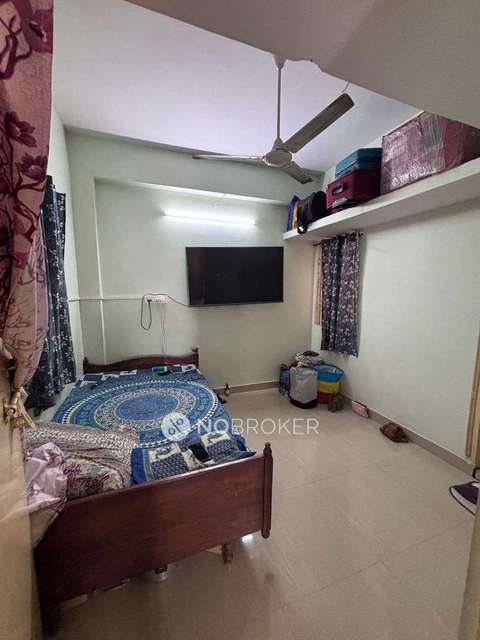 Single Room for  In 3 BHK  In Madhapur