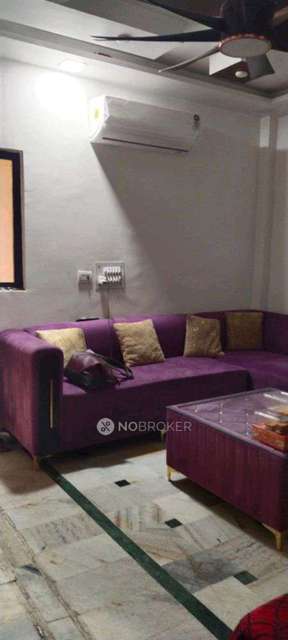 PG for Anyone in Ramesh Nagar