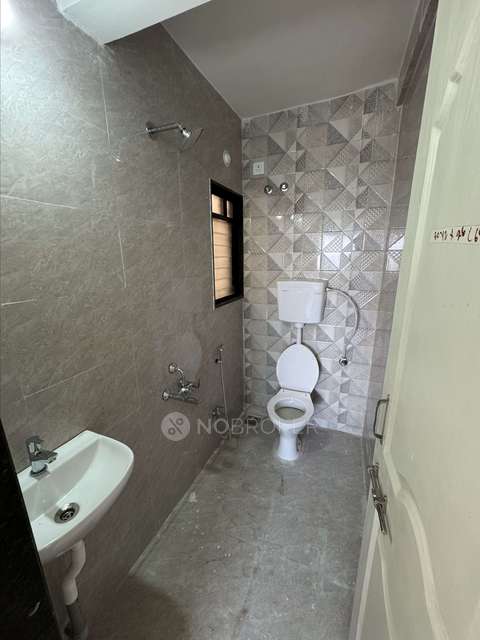 2 BHK Flat In Gulmohar, Talegaon Dabhade for Rent  In Tukaram Nagar