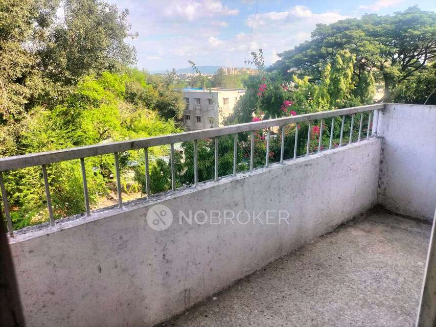 2 BHK Flat In Suryalok Nagari Society for Rent  In Hadapsar