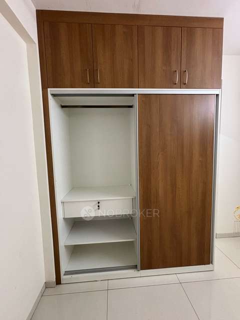 2 BHK Flat In Dsr Highland Greenz for Rent  In Sarjapura