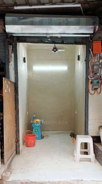 Shop in Asha Park, Delhi for Rent 