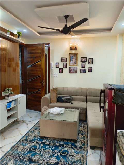 2 BHK Flat For Sale  In Mohan Garden