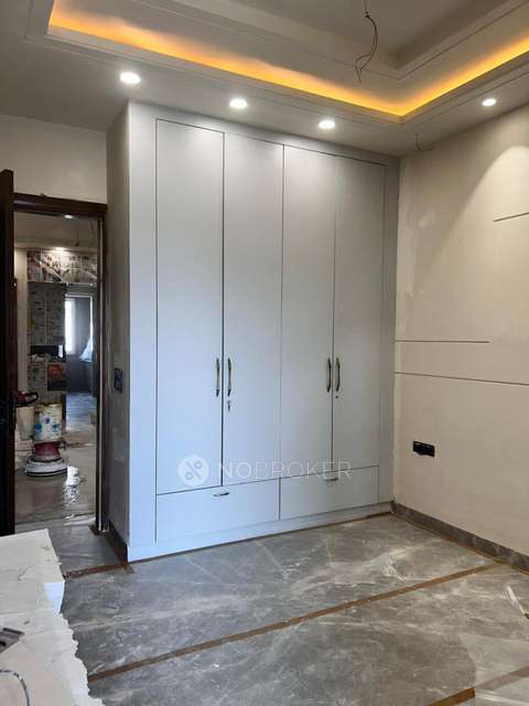 3 BHK Flat For Sale  In Kirti Nagar