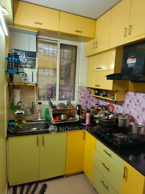 2 BHK Flat In Slv Apartment For Sale  In  Bannerghatta Rd