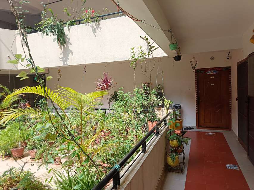 2 BHK Flat In Slv Apartment For Sale  In  Bannerghatta Rd