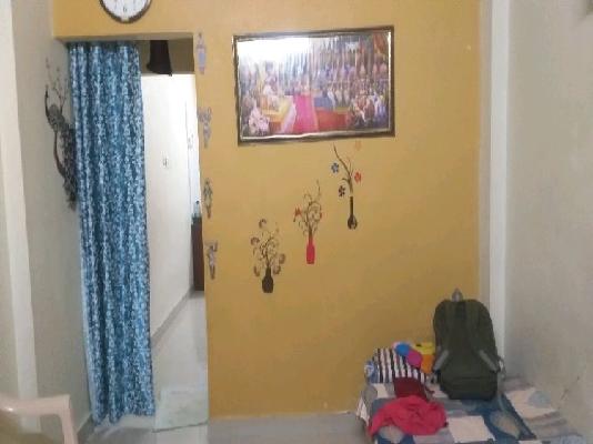 1 RK Flat In Mathura Hightes for Rent  In Shivane