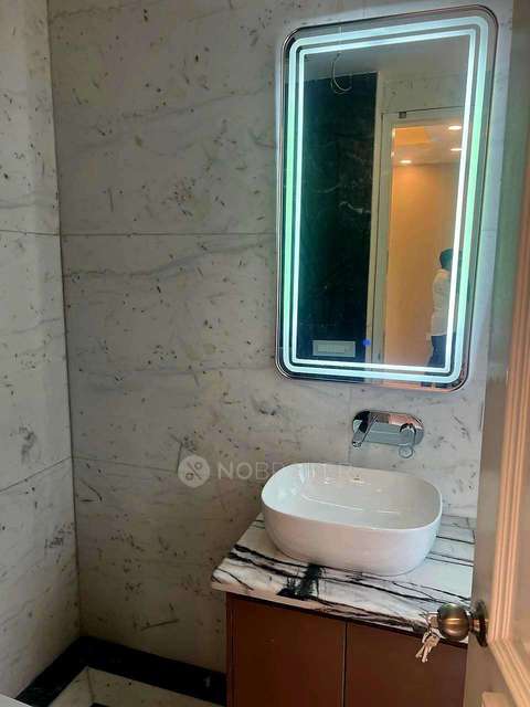 4 BHK Flat For Sale  In Sector 42