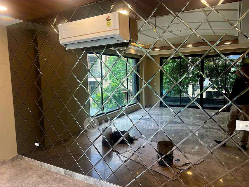 4 BHK Flat For Sale  In Sector 42