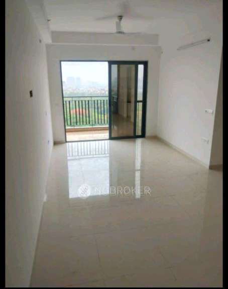 2 BHK Flat In Amanora Gold Towers, Hadapsar For Sale  In  Amanora Park Town, Pune