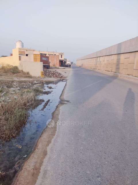 Godown/Warehouse in  Sector 98, Gurgaon for Rent 