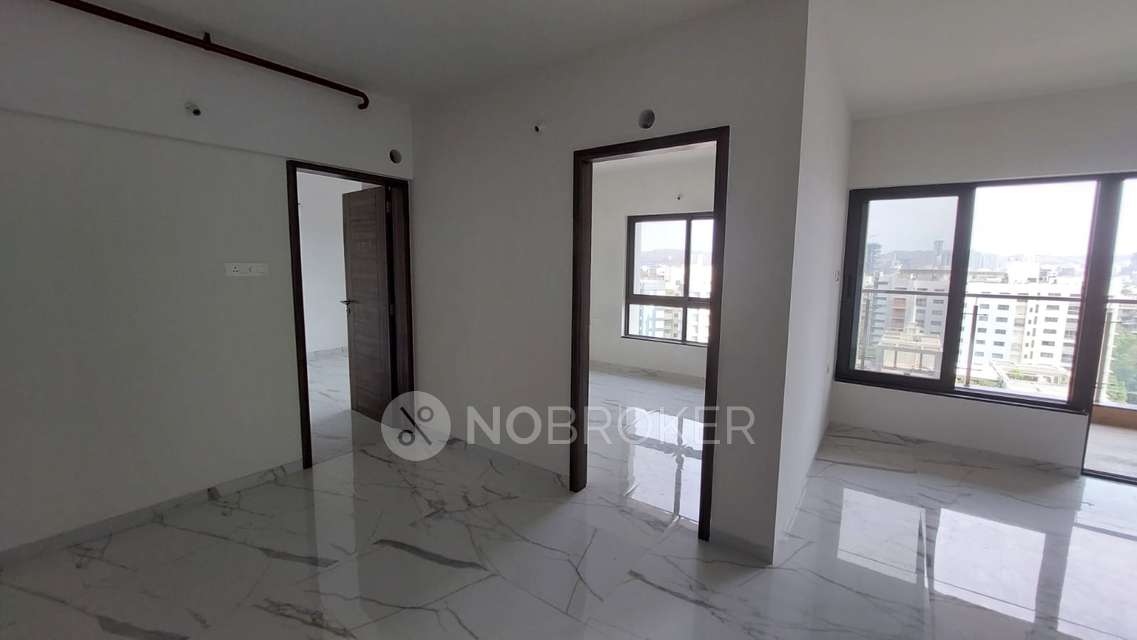 Shared Room for Female In 2 BHK  In Kakkad La Vida, Balewadi In Kakkad La Vida