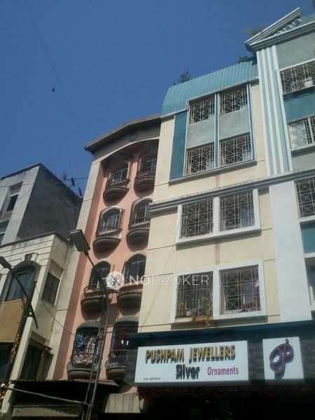 Shared Room for Male In 1 BHK  In Laxmi Narayan Apartment In Sadashiv Peth