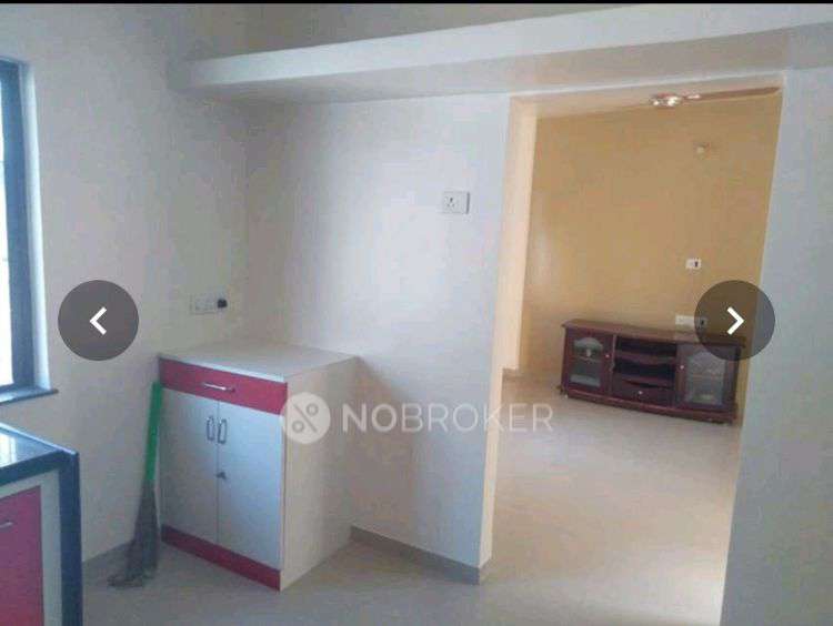 Single Room for Female In 1 BHK  In  Bibwewadi 