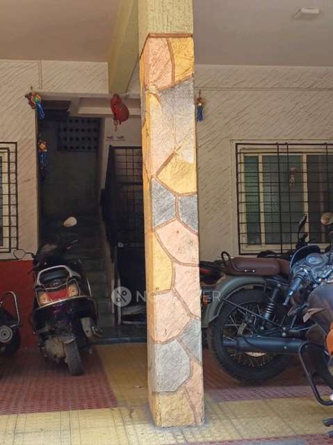 PG for Girls in Karvenagar