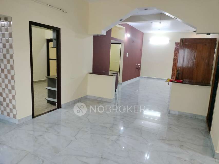 4 BHK Flat for Rent  In Chromepet