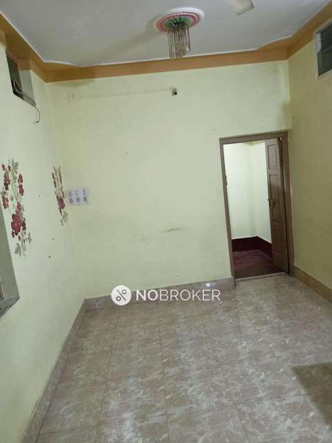 4+ BHK Flat For Sale  In Ombegowda Nagar