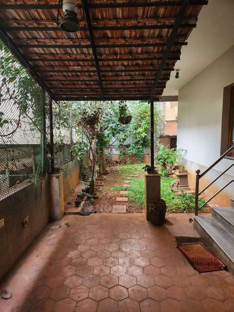 3 BHK Flat In Margosa Plaza, Malleswaram For Sale  In Malleshwaram
