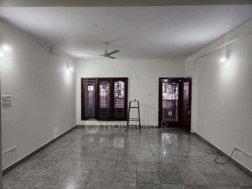 3 BHK Flat In Margosa Plaza, Malleswaram For Sale  In Malleshwaram