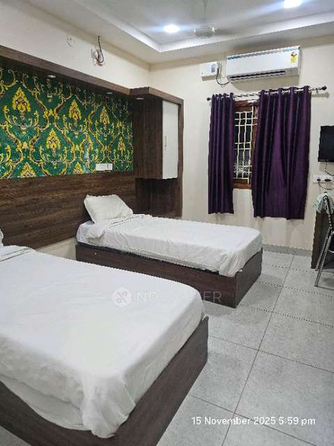 Commercial Property in Nerkundrum Main Road, Chennai for sale 