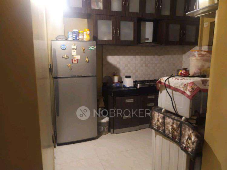 Single Room for Male In 2 BHK  In Dorabjee Enclave In Fwx4+888, Srpf, Wanowrie, Pune, Maharashtra 411013, India